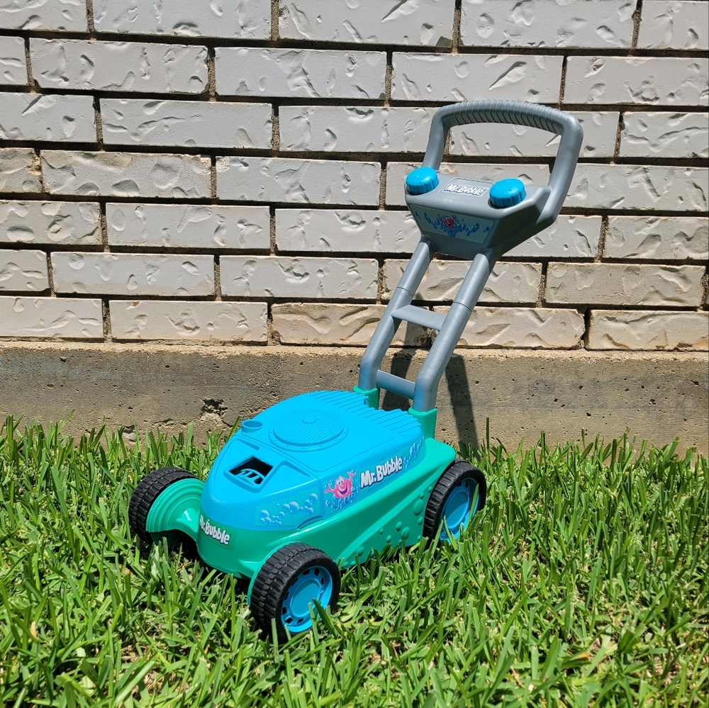 🌱 Mr. Bubble Lawnmower 🐛 Push Toy 🐞